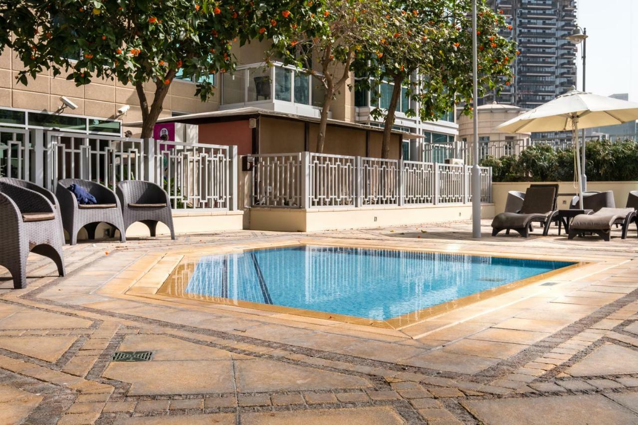 Maison Privee - Exclusive Apt With Burj Khalifa Next Door Dubai Exterior foto
